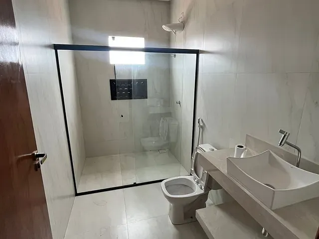Casa 3 quartos e 1 banheiro, à venda, no bairro Jardim Bahia em Paulo Afonso