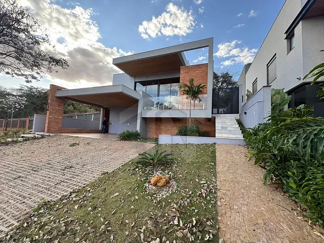 Casa com 660m² 3 quartos e 5 banheiros, à venda, no bairro Residencial e Empresarial Alphaville em Ribeirão Preto