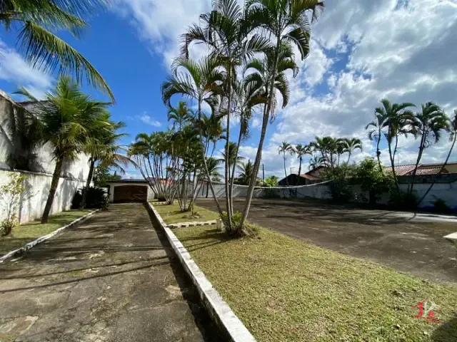 Casa 3 quartos e 3 banheiros, à venda, no bairro Cibratel II em Itanhaém
