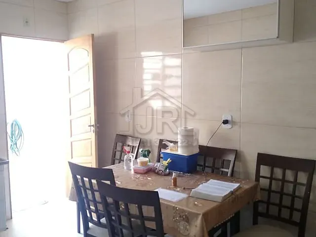 Casa com 250m² 3 quartos e 2 banheiros, à venda, no bairro Jardim Bela Vista em Mauá