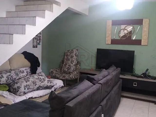 Casa com 250m² 3 quartos e 2 banheiros, à venda, no bairro Jardim Bela Vista em Mauá