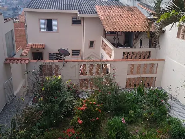Casa com 250m² 3 quartos e 2 banheiros, à venda, no bairro Jardim Bela Vista em Mauá