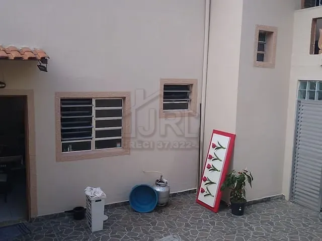 Casa com 250m² 3 quartos e 2 banheiros, à venda, no bairro Jardim Bela Vista em Mauá