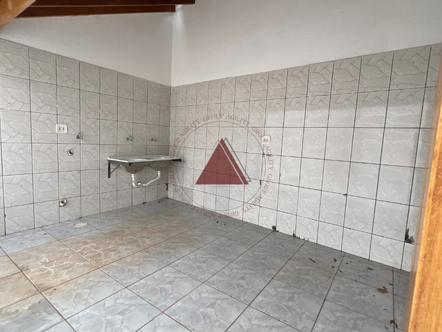 Casa com 170m² 2 quartos e 2 banheiros, à venda, no bairro Jardim Bom Sucesso / Parques Santa Maria /  Júlio Delia em Franca