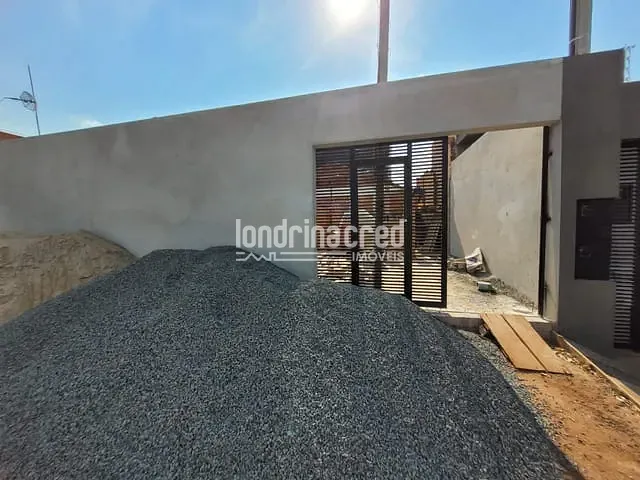 Casa com 130m² 2 quartos e 2 banheiros, à venda, no bairro Leonor em Londrina