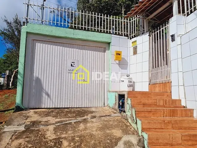 Casa 3 quartos e 2 banheiros, à venda, no bairro Nações em Concórdia