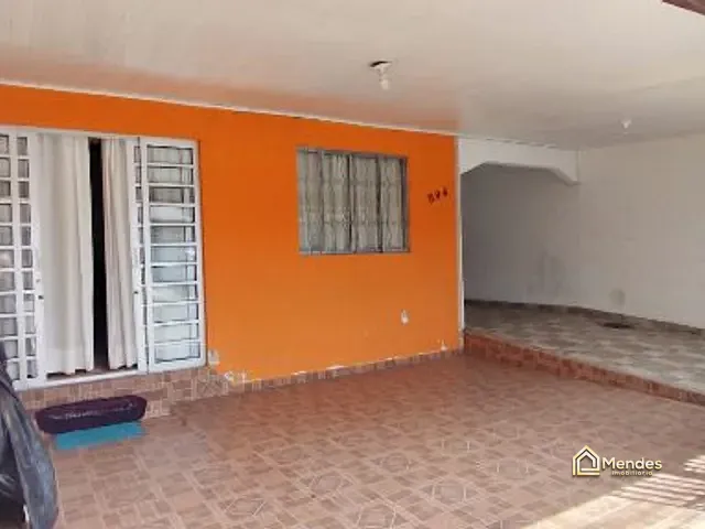 Casa com 160m² 3 quartos e 1 banheiro, à venda, no bairro Sítio Cercado em Curitiba