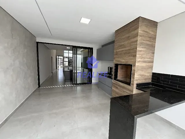 Casa com 250m² 3 quartos e 2 banheiros, à venda, no bairro Residencial Ouro Verde em Botucatu