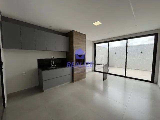 Casa com 250m² 3 quartos e 2 banheiros, à venda, no bairro Residencial Ouro Verde em Botucatu