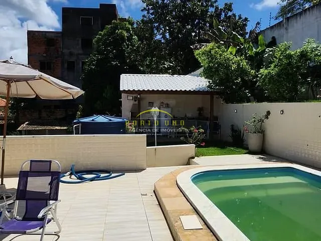 Casa com 800m² 4 quartos e 4 banheiros, à venda, no bairro Itapuã em Salvador