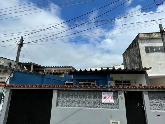 Casa 3 quartos e 2 banheiros, para alugar, no bairro Campo Grande em Rio de Janeiro