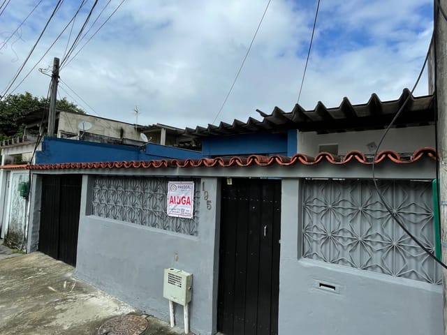 Casa 3 quartos e 2 banheiros, para alugar, no bairro Campo Grande em Rio de Janeiro