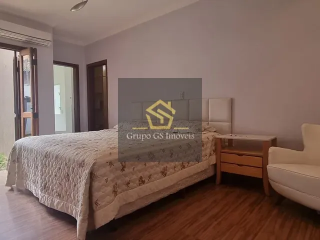 Casa com 1000m² 3 quartos e 5 banheiros, à venda ou para alugar, no bairro Centro em Valinhos