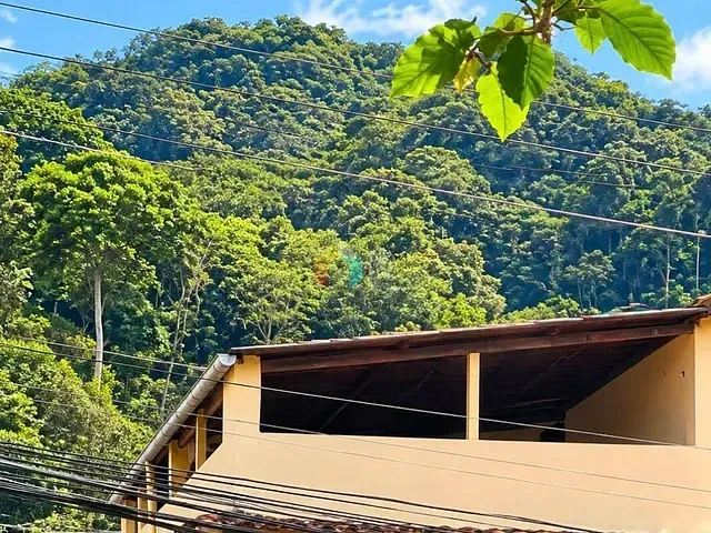 Casa com 1272m² 3 quartos e 1 banheiro, à venda, no bairro Caxambu em Petrópolis