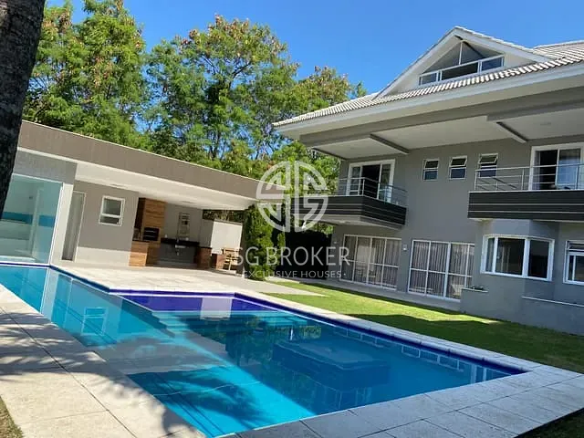 Casa com 545m² 4 quartos e 8 banheiros, à venda, no bairro Barra da Tijuca em Rio de Janeiro