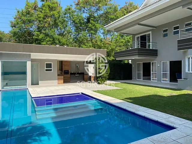Casa com 545m² 4 quartos e 8 banheiros, à venda, no bairro Barra da Tijuca em Rio de Janeiro