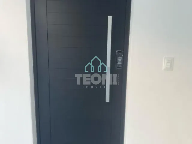 Casa com 300m² 3 quartos e 4 banheiros, à venda, no bairro Jardim Santa Tereza em Taubaté