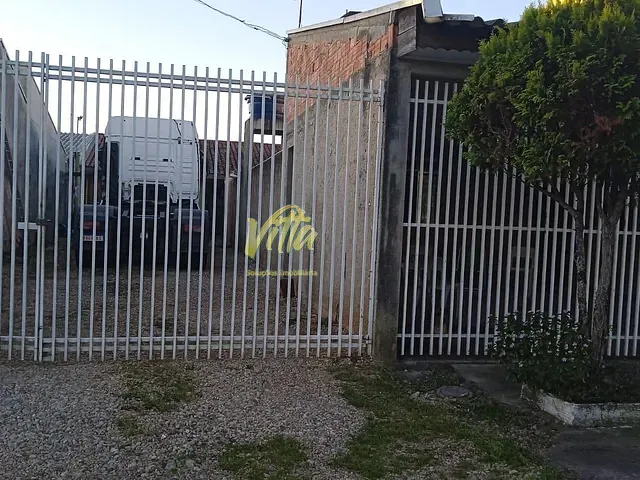 Casa com 351m² 5 quartos e 2 banheiros, à venda, no bairro Capela Velha em Araucária
