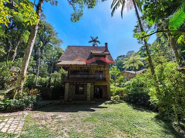 Casa com 757m² 3 quartos e 3 banheiros, à venda, no bairro Village D ìtatiaia - Penedo em Itatiaia