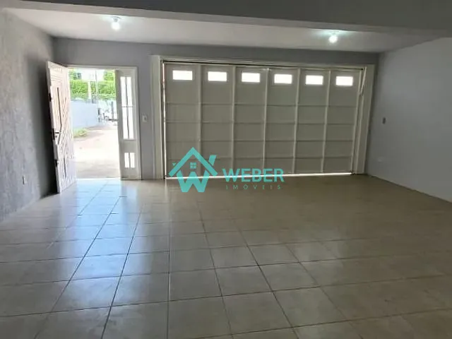 Casa com 430m² 2 quartos e 1 banheiro, para alugar, no bairro Rincão em Novo Hamburgo