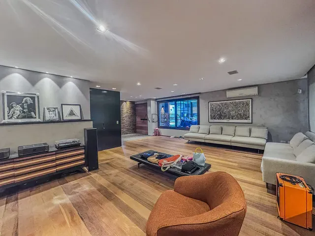 Casa 5 quartos e 12 banheiros, à venda, no bairro Jardim Europa em São Paulo