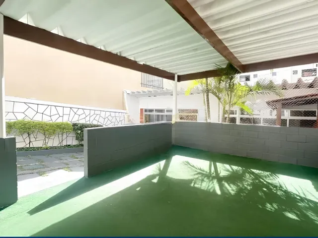 Casa para alugar, no bairro Jardim Bela Vista em Santo André