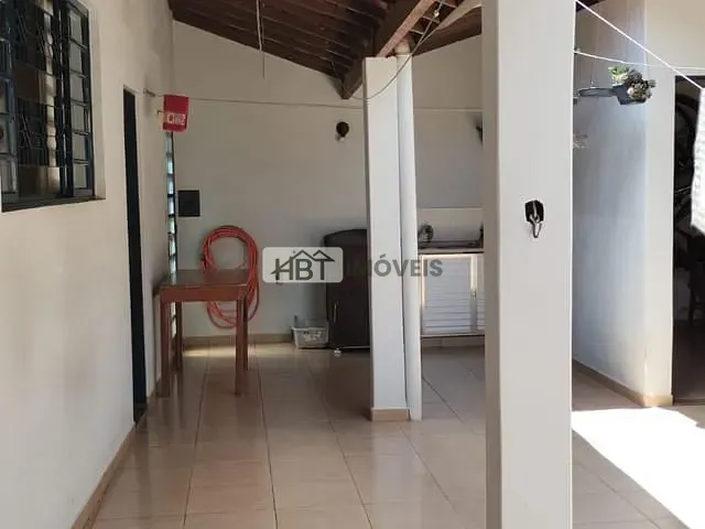 Casa com 242m² 3 quartos e 3 banheiros, à venda, no bairro Vila Coralina em Bauru