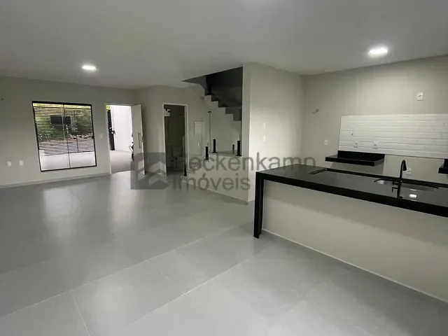 Casa 3 quartos e 1 banheiro, à venda, no bairro Jardim Belvedere em Volta Redonda