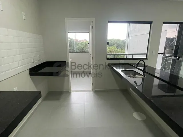 Casa 3 quartos e 1 banheiro, à venda, no bairro Jardim Belvedere em Volta Redonda