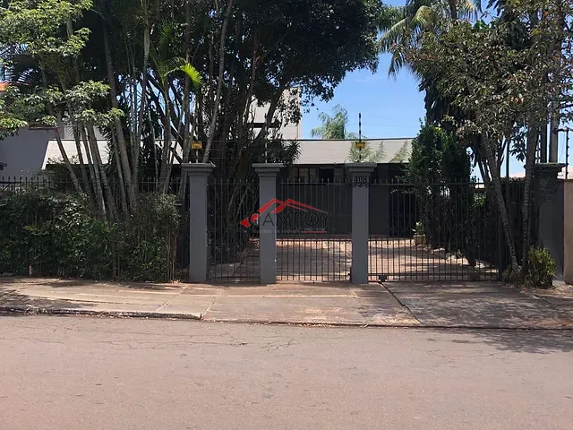 Casa com 552m² 3 quartos e 3 banheiros, à venda, no bairro 28 DE JANEIRO em Apucarana