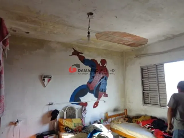 Casa com 240m², à venda, no bairro Vila Palmares em Santo André