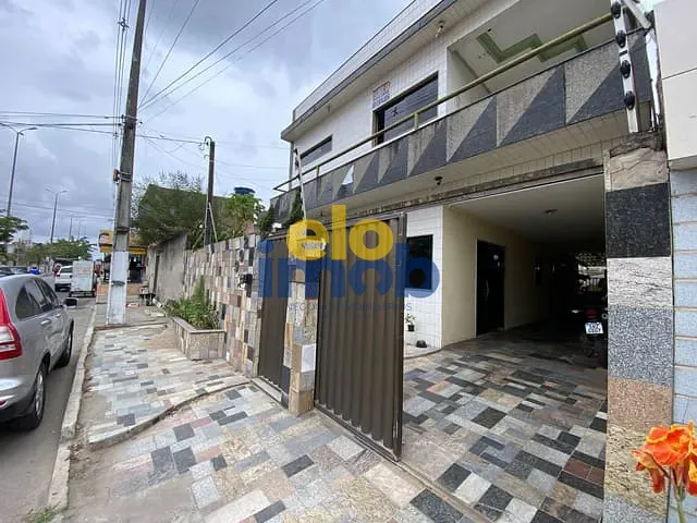 Casa 4 quartos e 4 banheiros, à venda, no bairro Boa Vista em Caruaru