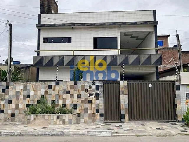 Casa 4 quartos e 4 banheiros, à venda, no bairro Boa Vista em Caruaru