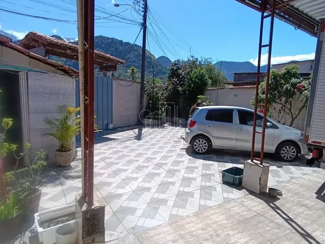 Casa com 360m² 3 quartos e 2 banheiros, à venda, no bairro Parque Fleixal em Guapimirim