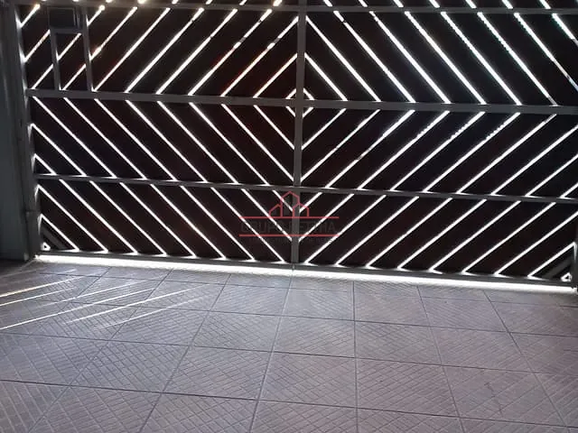 Casa com 250m² 3 quartos e 2 banheiros, à venda, no bairro Jardim dos Camargos em Barueri