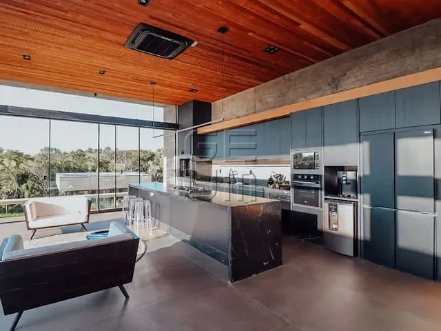 Casa com 2085m² 4 quartos e 5 banheiros, à venda, no bairro Estancia Santa Paula em Cambé