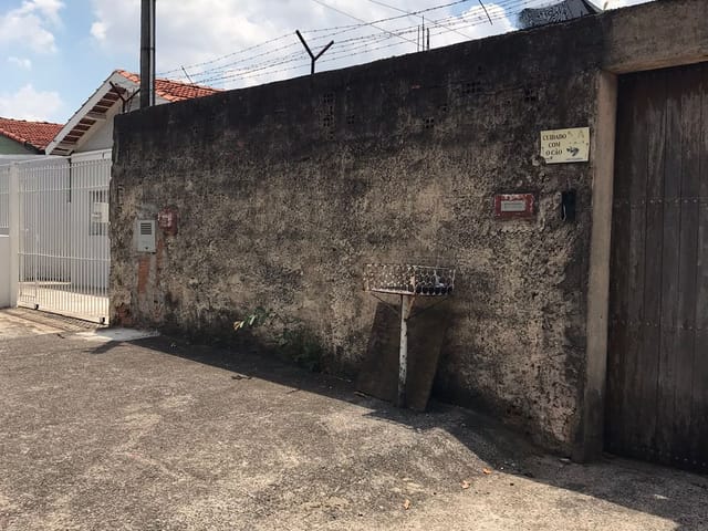 Casa com 200m² 2 quartos e 2 banheiros, à venda, no bairro Jardim Santa Rosa em Campinas