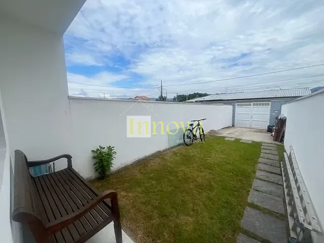 Casa com 60m² 2 quartos e 1 banheiro, à venda, no bairro Praia das Palmeiras em Caraguatatuba