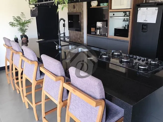 Casa com 140m² 2 quartos e 1 banheiro, à venda, no bairro Medianeira em Arroio do Meio