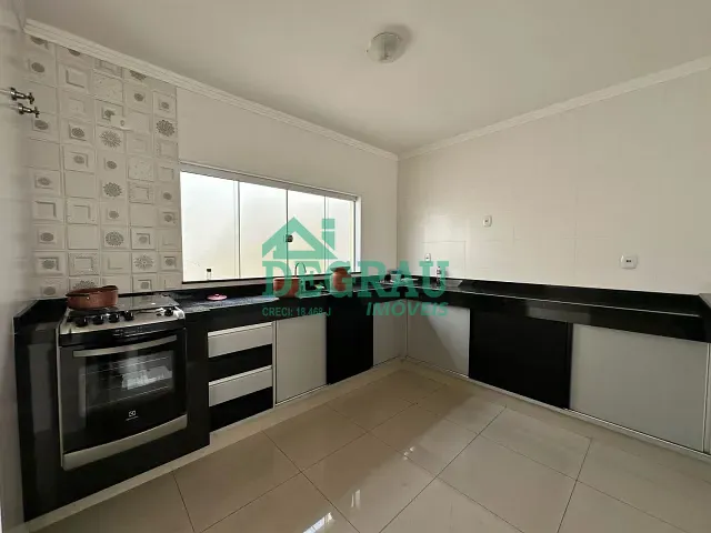 Casa 3 quartos e 2 banheiros, à venda, no bairro Jardim América I em Itapeva