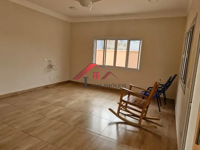 Casa com 330m² 2 quartos e 2 banheiros, à venda, no bairro Condomínio Lagos D'Icaraí em Salto