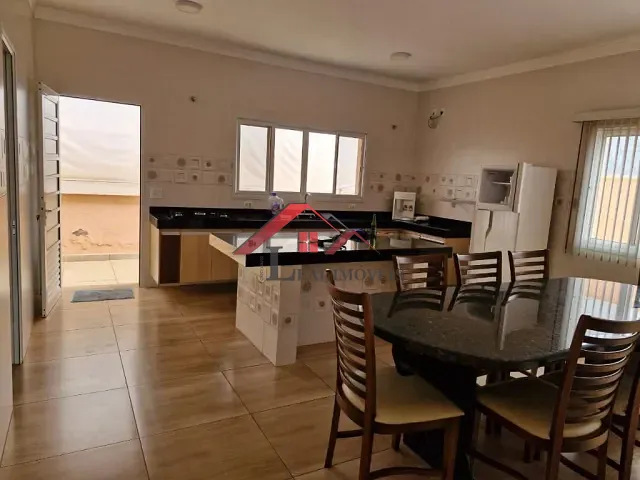 Casa com 330m² 2 quartos e 2 banheiros, à venda, no bairro Condomínio Lagos D'Icaraí em Salto