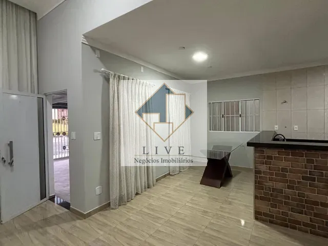 Casa com 200m² 3 quartos e 2 banheiros, à venda, no bairro Jardim Esplanada em Campinas