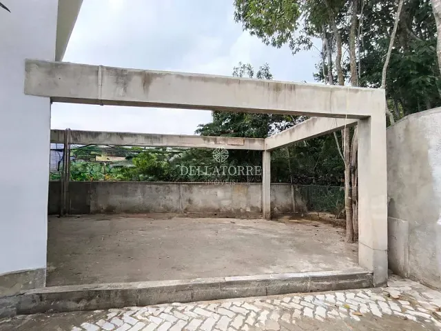 Casa com 219m² 4 quartos e 4 banheiros, à venda, no bairro Golfe em Teresópolis
