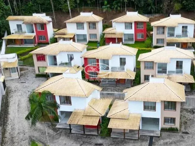 Casa com 100m² 2 quartos e 2 banheiros, à venda, no bairro Penedo em Itatiaia