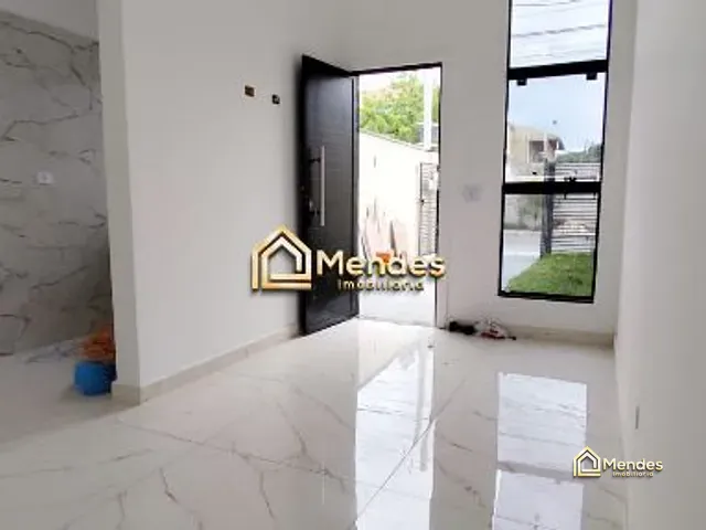 Casa com 46m² 2 quartos e 1 banheiro, à venda, no bairro Sítio Cercado em Curitiba