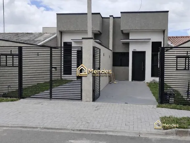 Casa com 46m² 2 quartos e 1 banheiro, à venda, no bairro Sítio Cercado em Curitiba