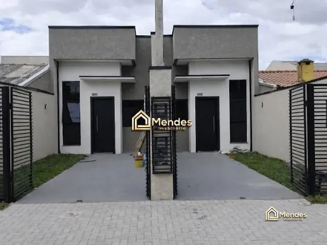 Casa com 46m² 2 quartos e 1 banheiro, à venda, no bairro Sítio Cercado em Curitiba