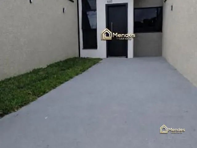 Casa com 46m² 2 quartos e 1 banheiro, à venda, no bairro Sítio Cercado em Curitiba