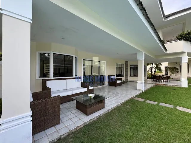 Casa com 1076m² 8 quartos e 11 banheiros, à venda, no bairro Barra da Tijuca em Rio de Janeiro